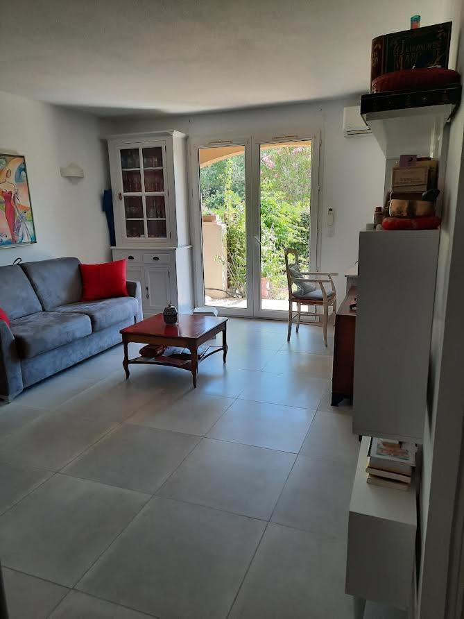 Rez De Jardin Zen, 50 M2, Aux Portes De L Esterel Et Proche Mer, Parking Gratuit Frejus Bagian luar foto